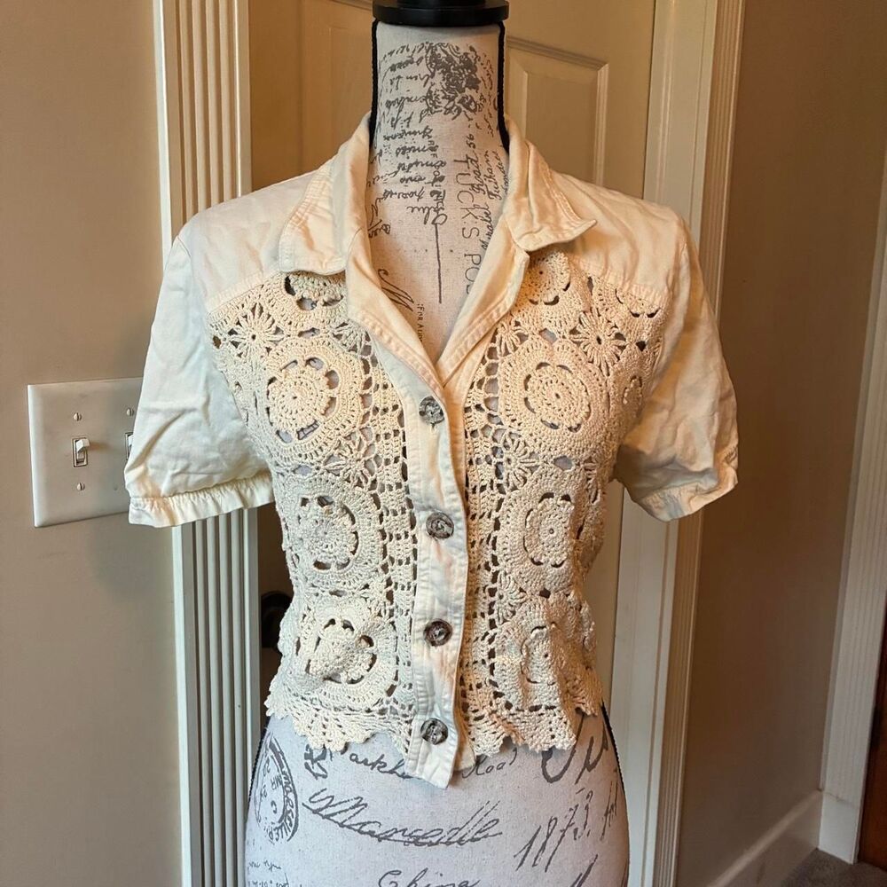 Coldwater-creek Women's Cream Crop-top